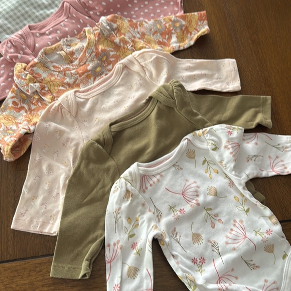 Newborn baby girl set - Picture 2 of 13